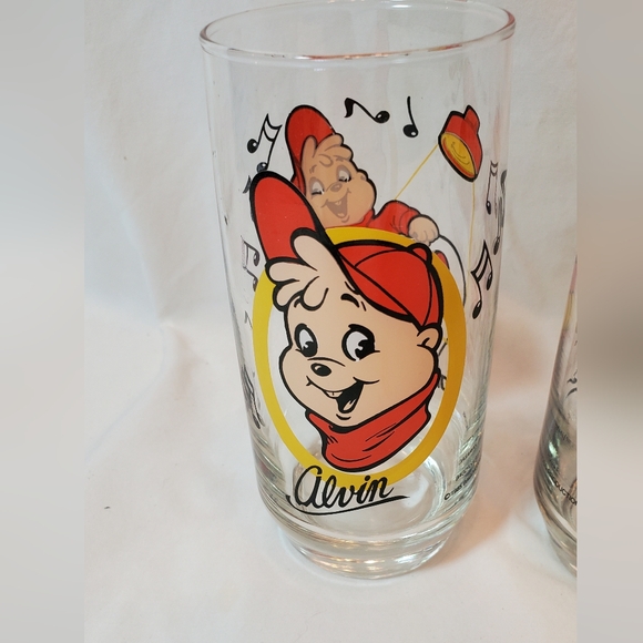 The Chipmunks Alvin & Chippettes Vtg 1985 Tumbler Glasses Retro MCM - Picture 2 of 8